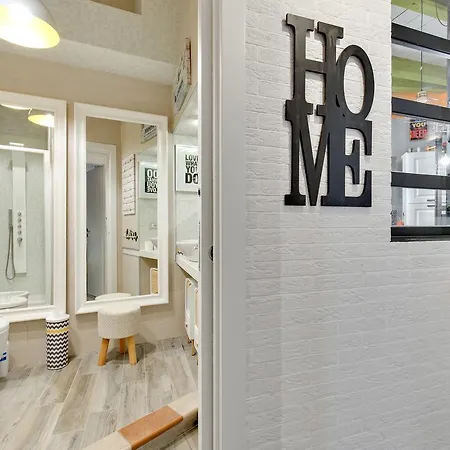 Rome As You Feel - Design Apartment At Colosseum Exterior photo