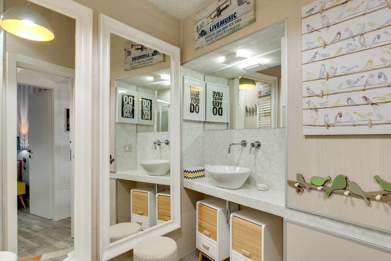 As Feel - Design At Colosseum Apartment *